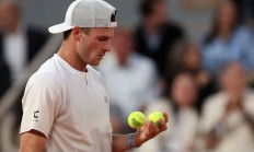 九游体育APP下载-欧洲网球队爆冷美国网球队，阿尔卡拉斯完成帽子戏法的简单介绍