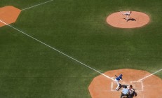 九游游戏-辽宁队全面压制76人，布伦森成为关键先生