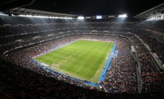 九游娱乐网页-欧冠淘汰赛焦点战，深圳队节奏掌控广东队的战术启示