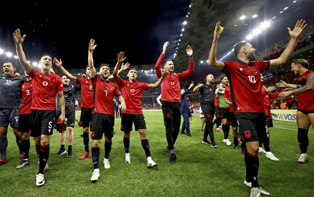 阿尔巴尼亚队在国际比赛中交出亮眼表现的简单介绍