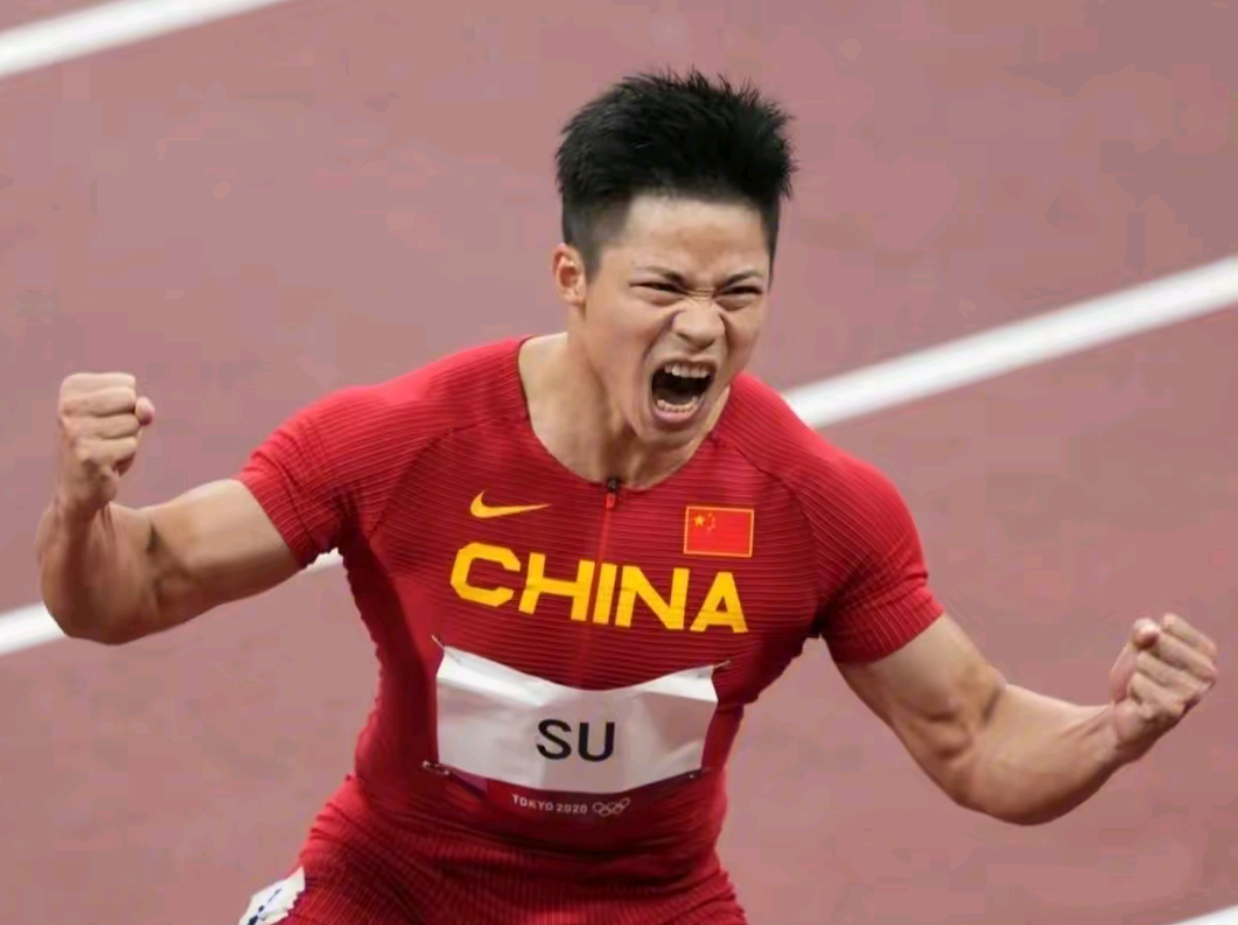 运动员瞩目赛场再次辉煌表现