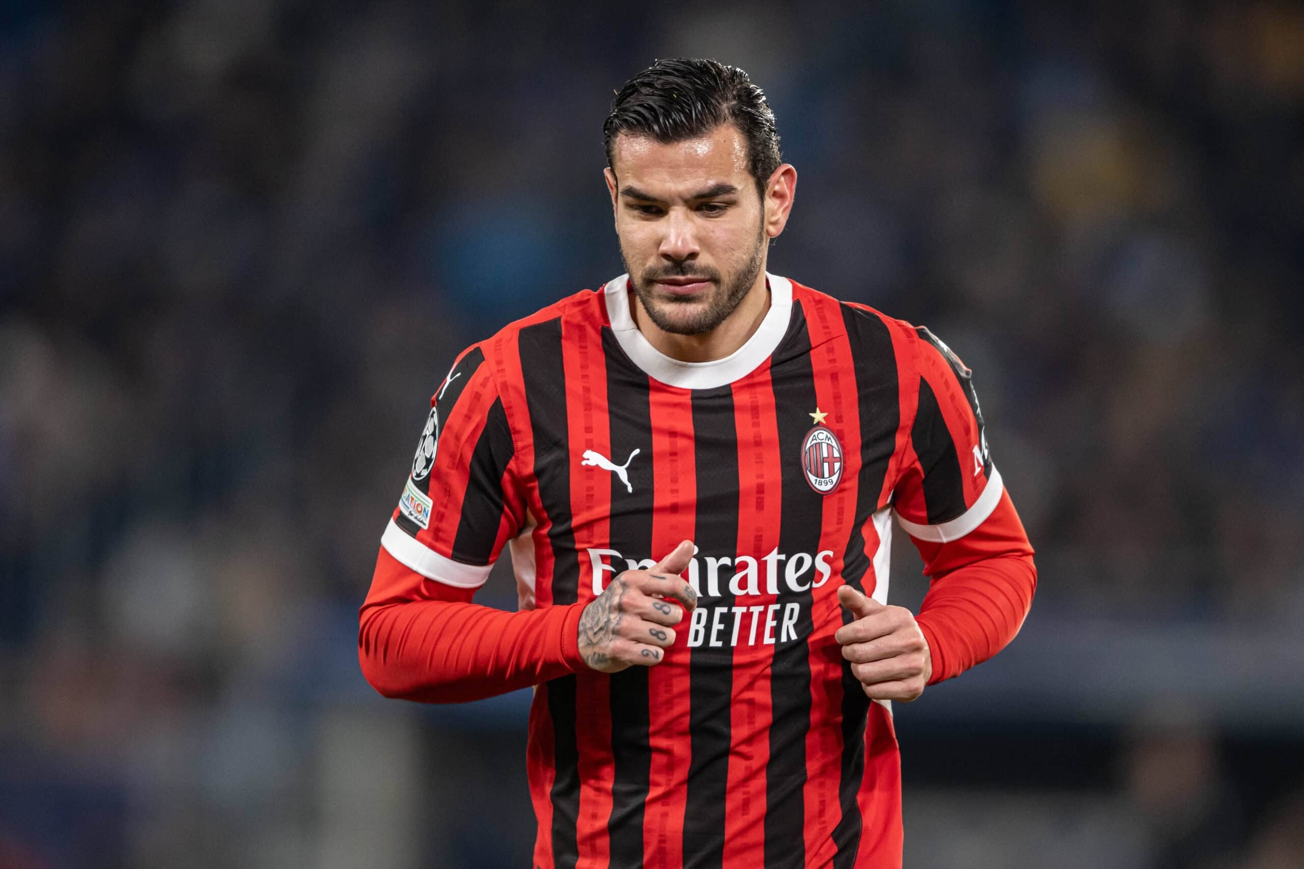 AC米兰新援表现突出，助球队逆转比分