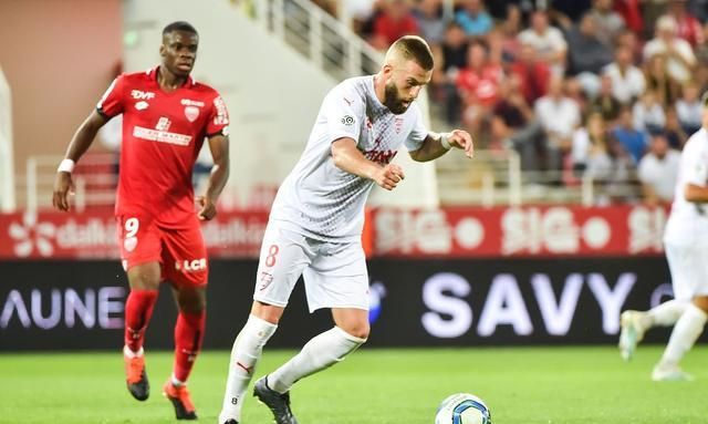 里昂客场击败第戎，继续豪取三分的简单介绍