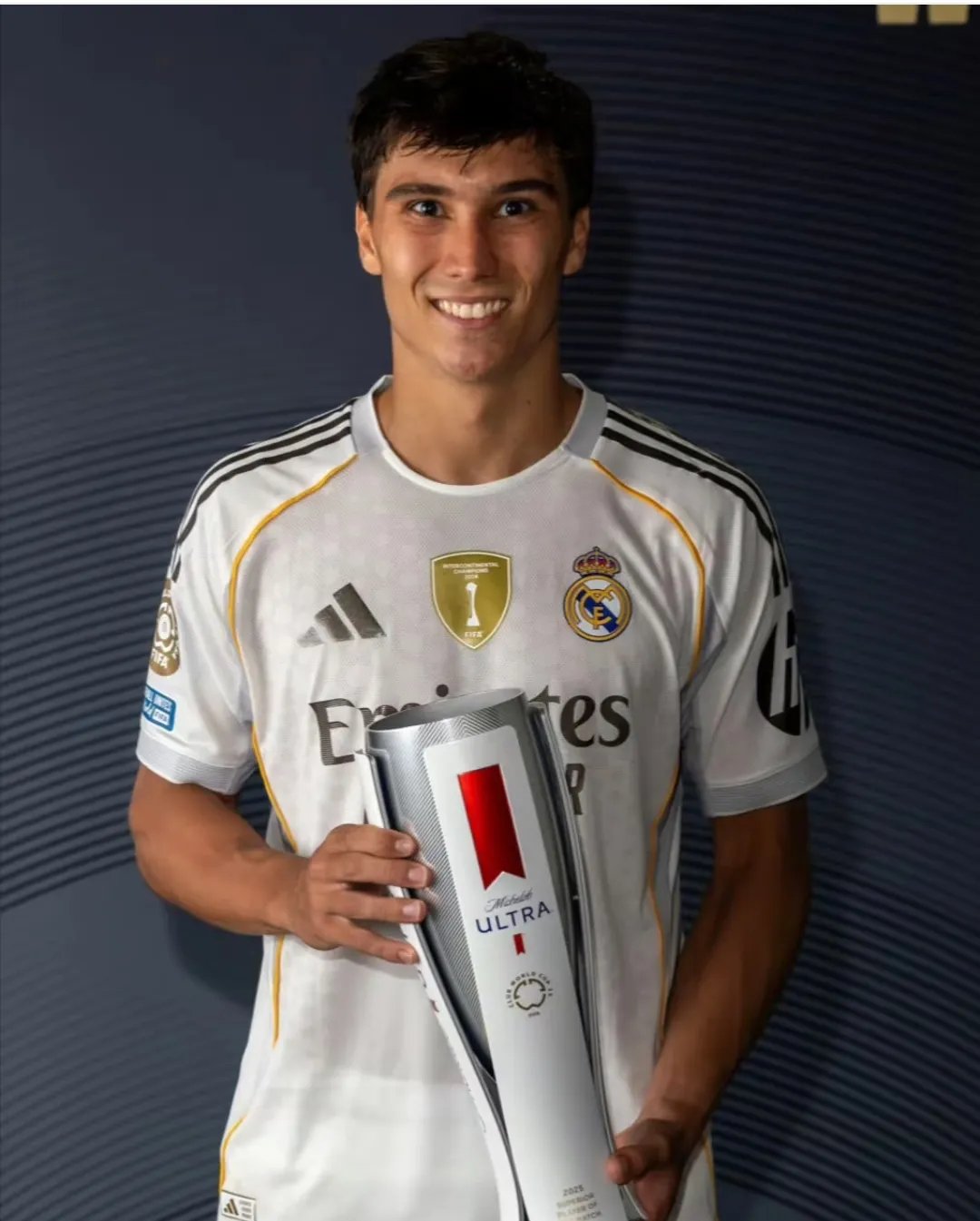 包含尤文图斯主场全面六连胜，积极备战下一场比赛的词条