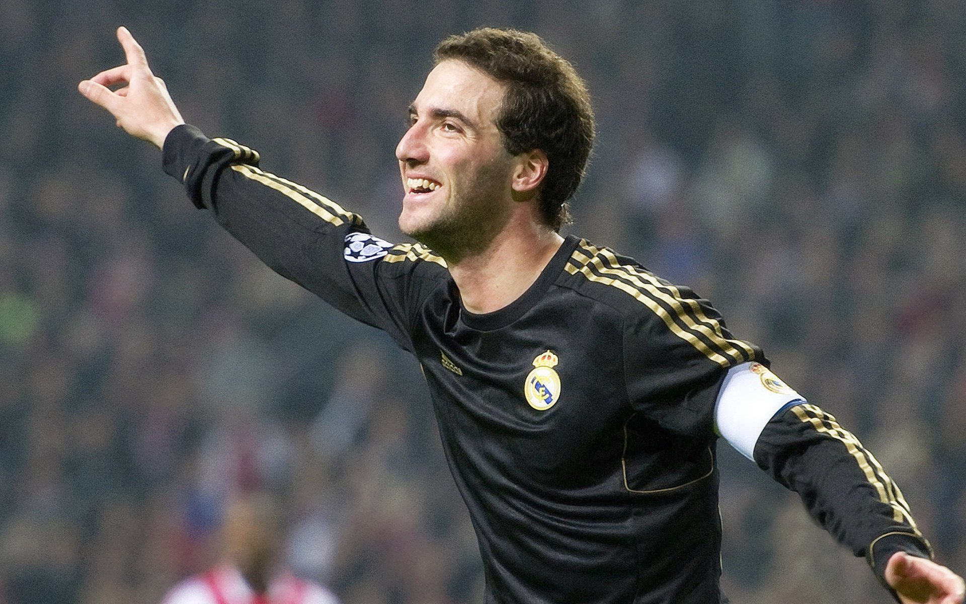 巴尔韦德点燃赛场,荷兰鏖战土耳其,一场技术与意志的碰撞