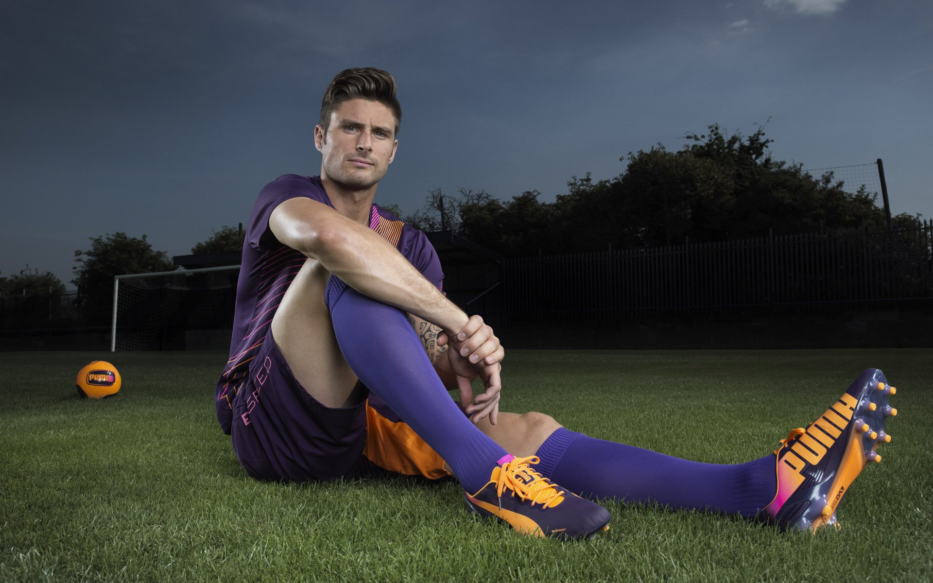 赛道与球场，莫兰特式节奏如何诠释F1年度争冠之夜的唯一性