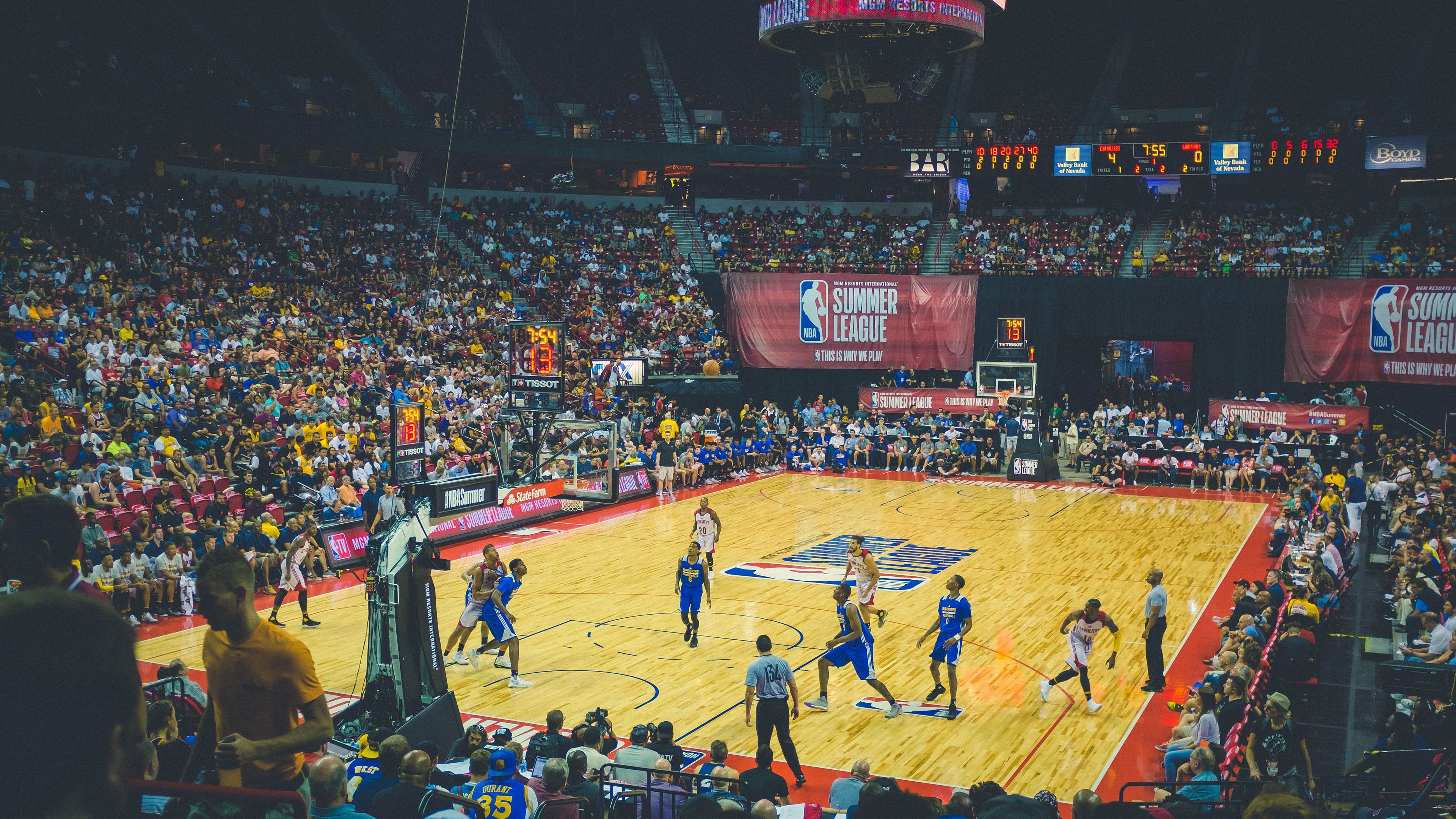 从西亚卡姆到深圳队，跨越太平洋的爆发与强势晋级